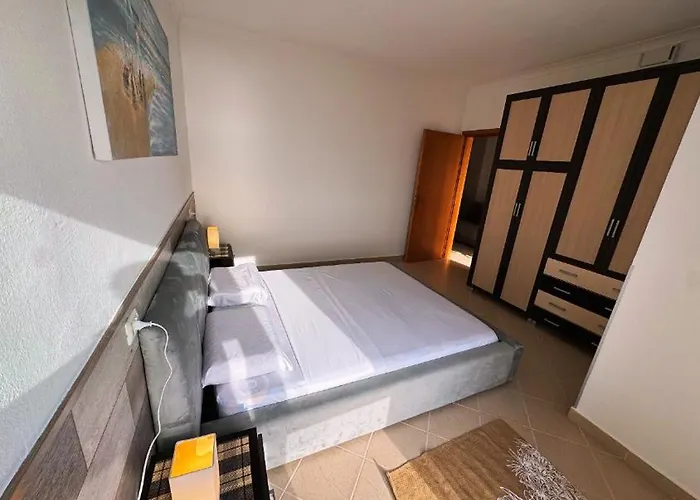 Teddy Kemping Durrës